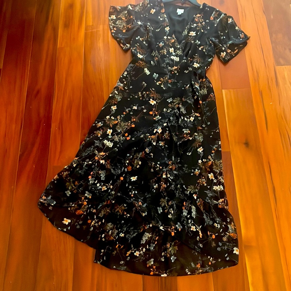 A New Day, Small floral dress on black base
